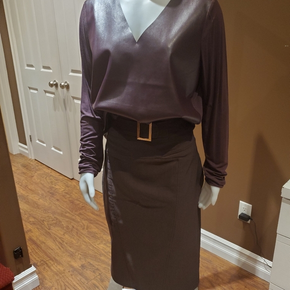 Classic pencil skirt! 🔥 - Picture 1 of 7